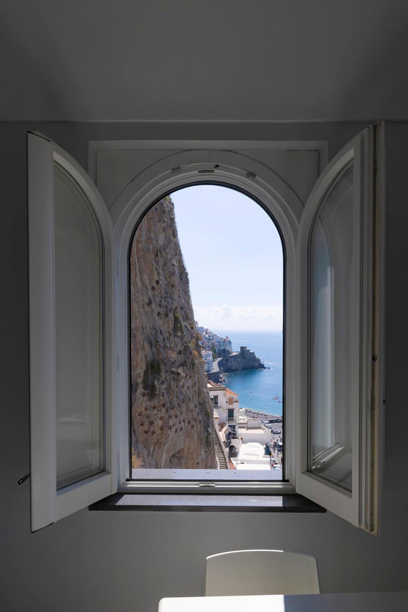 Apartments Amalfi Design Sea View Accessible By 250 Steps 外观 照片
