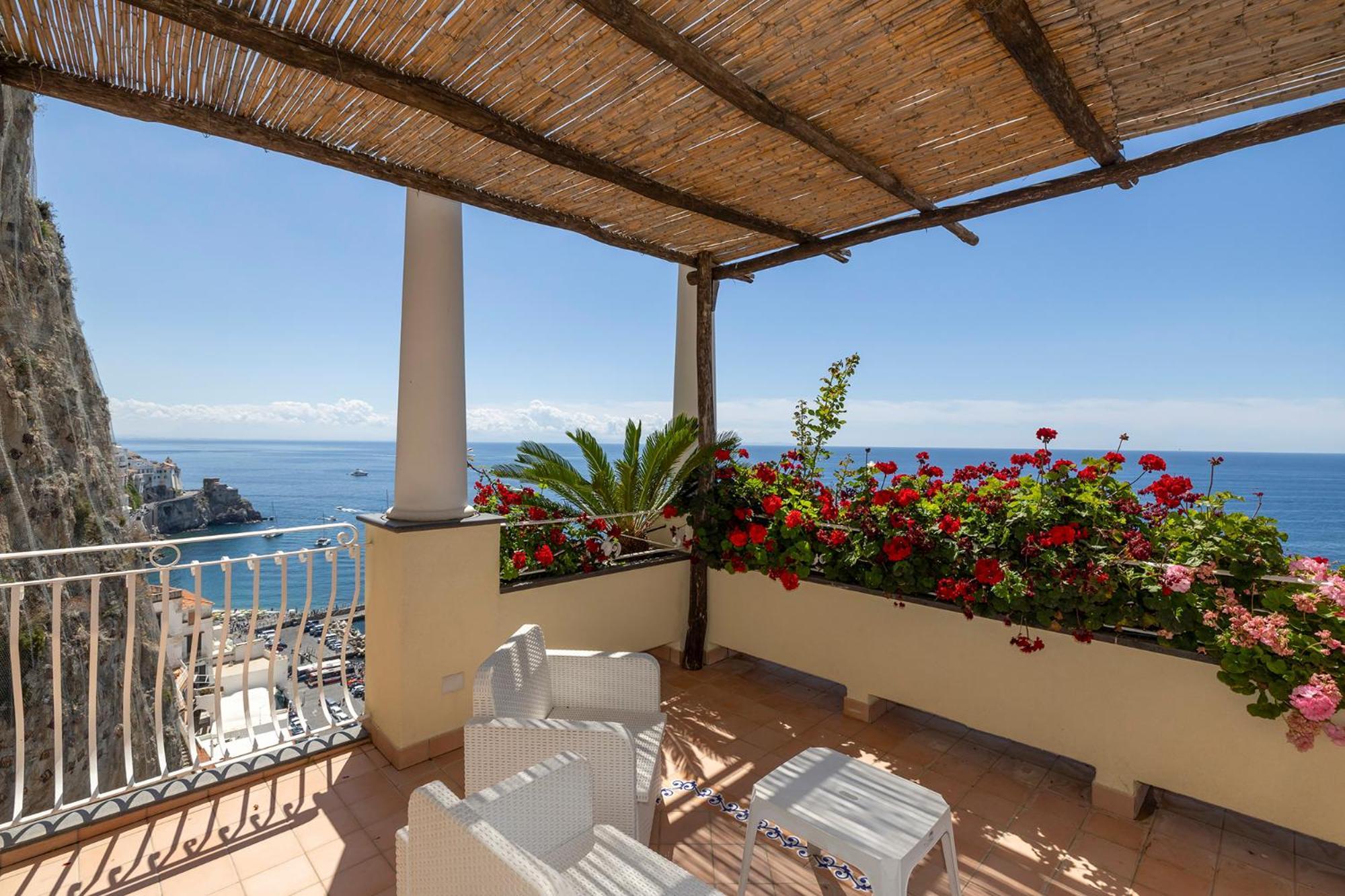 Apartments Amalfi Design Sea View Accessible By 250 Steps 外观 照片