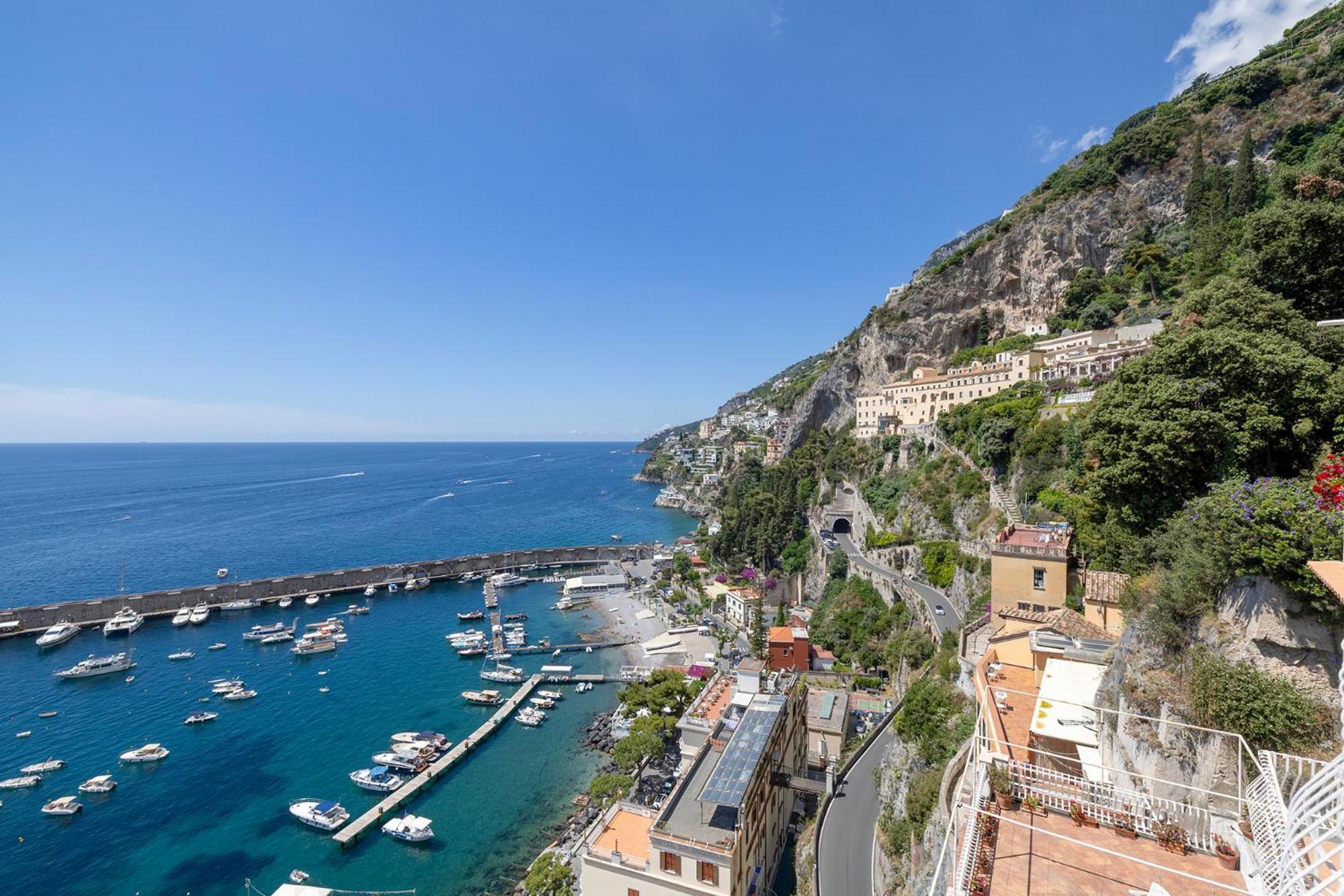 Apartments Amalfi Design Sea View Accessible By 250 Steps 外观 照片