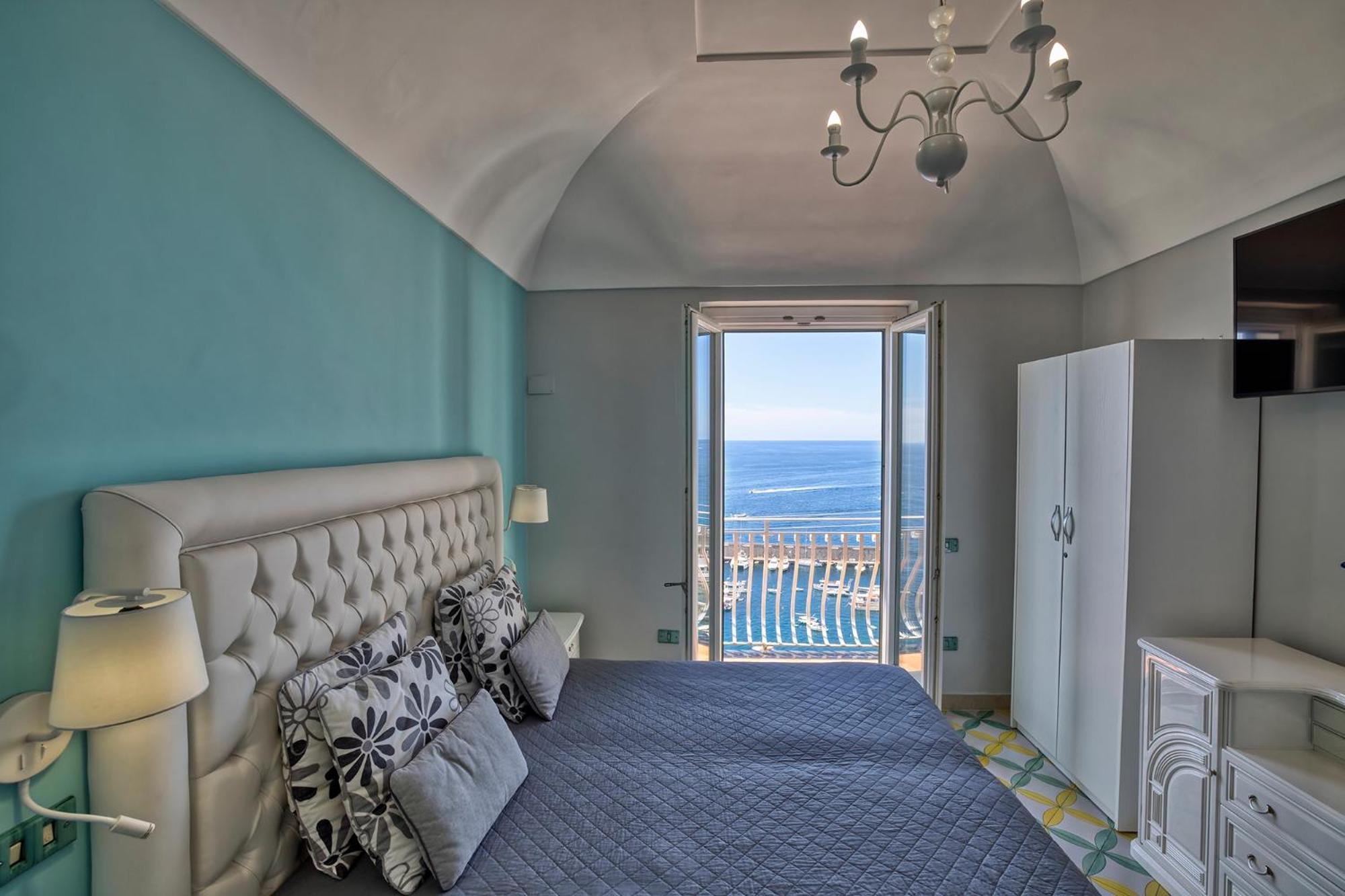 Apartments Amalfi Design Sea View Accessible By 250 Steps 外观 照片